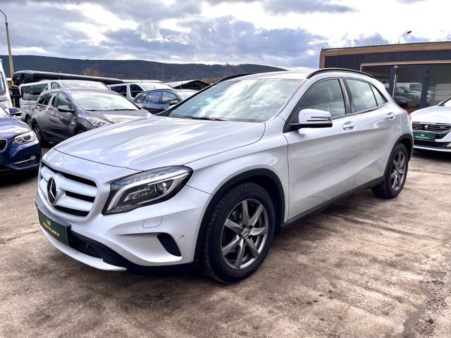 Mercedes-Benz GLA 220 d 4Matic Automatik Xenon ILS