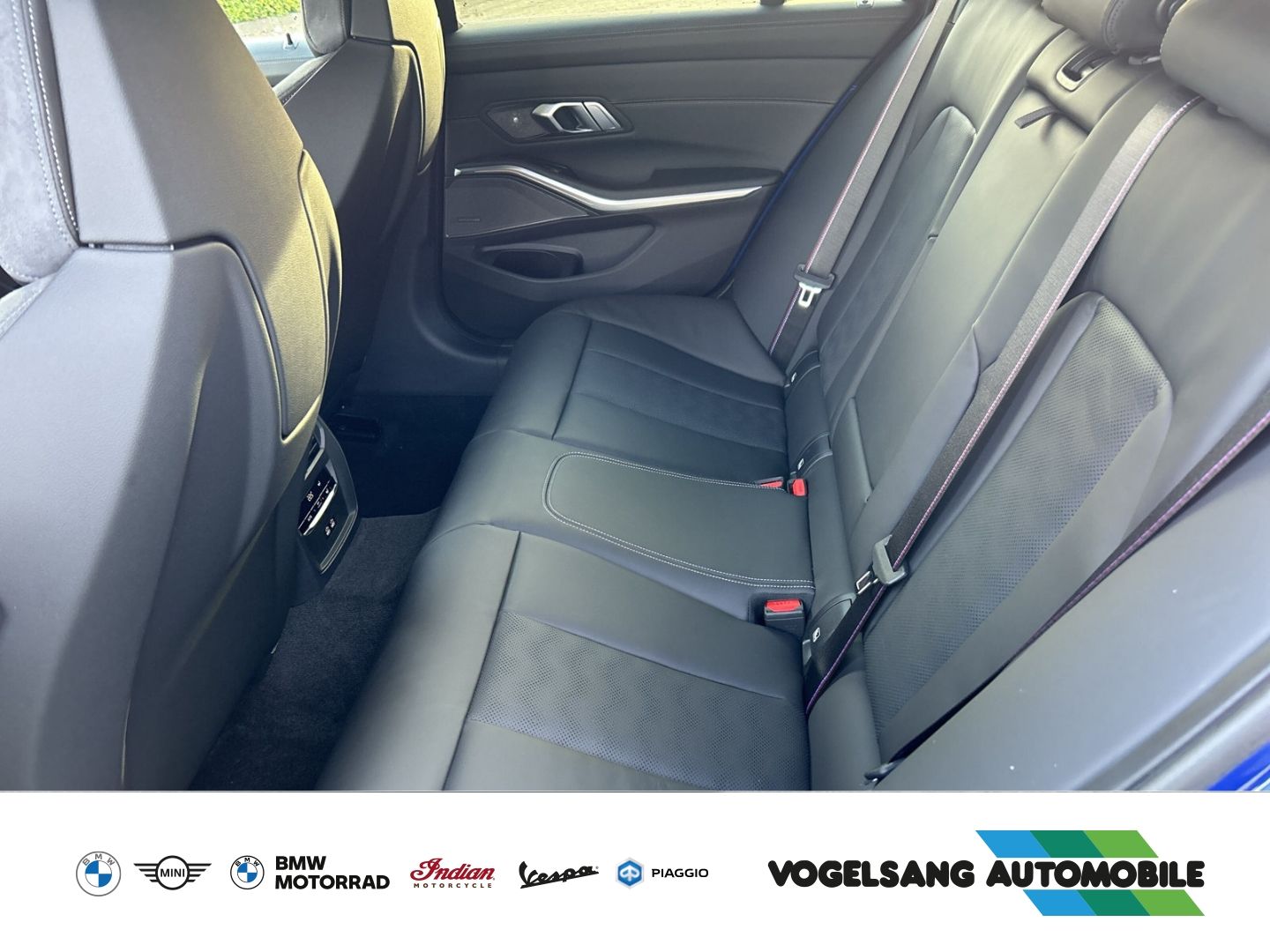 Fahrzeugabbildung BMW M3 Touring Competition M xDrive Park-Assistent