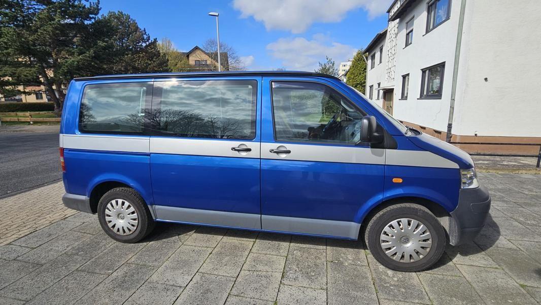 Volkswagen T5 Caravelle