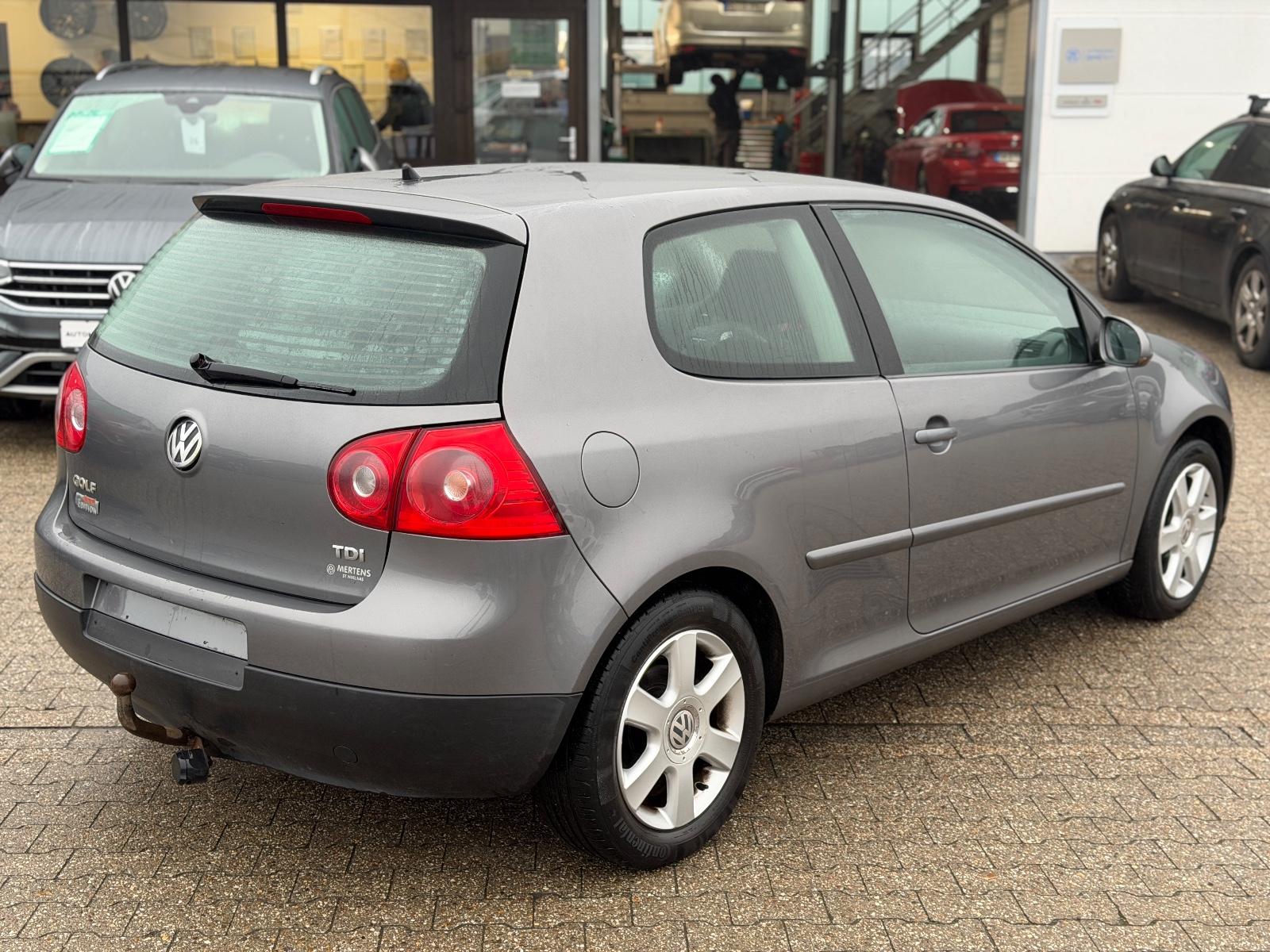 Volkswagen Golf V 1.9 TDI DSG Lim. Goal