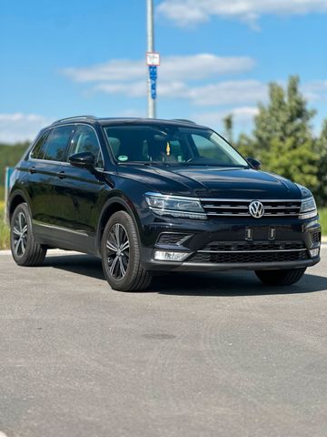 Volkswagen Tiguan Highline 4Motion DSG AHK...