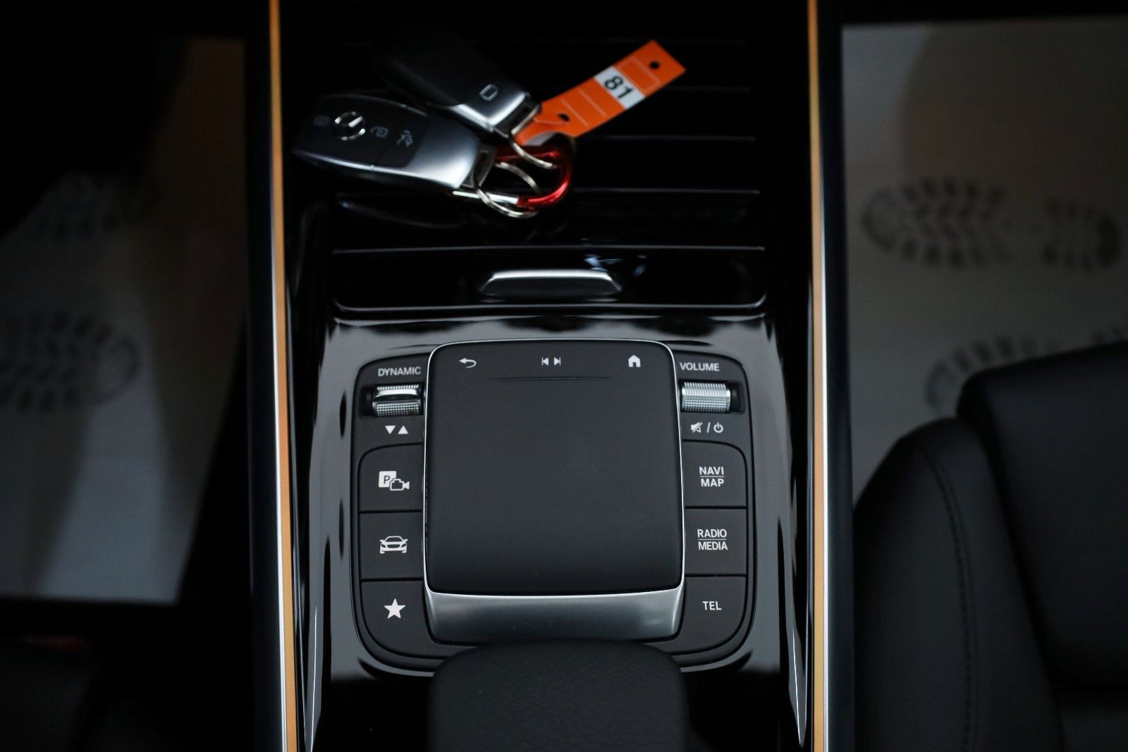 Fahrzeugabbildung Mercedes-Benz GLA 250 e, Progressive,Leder,Panorama,LED,Kamera