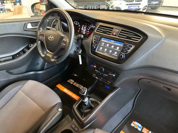 MYAUTOCENTER – Gebraucht- und Jahreswagen mit Werkstattservice in Pfaffenhofen Hyundai i20 *TÜV:828*KLIMA*TEMPO*CARPLAY*PDC*CAM*
