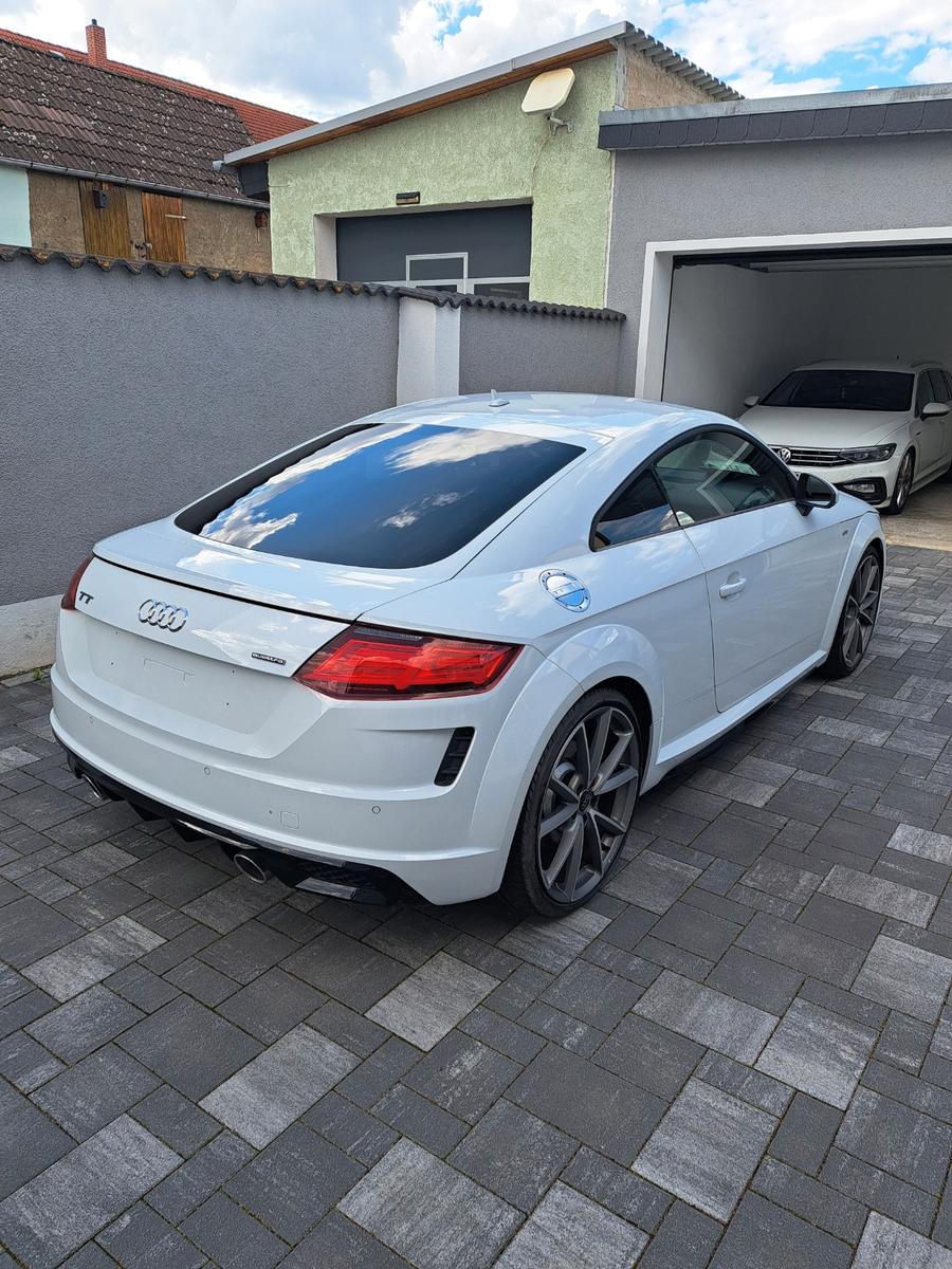 Audi TT 45 TFSI S tronic quattro Coupe LED Bose 3xS