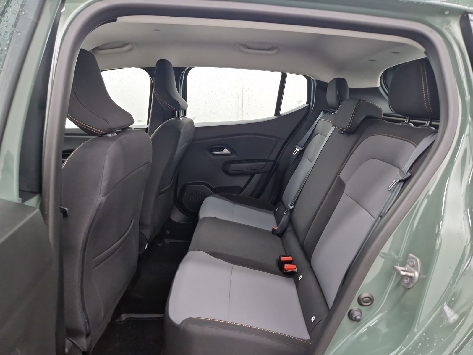 DACIA Sandero Stepway ECO-G 100 Extreme+ Navi – Bild 9