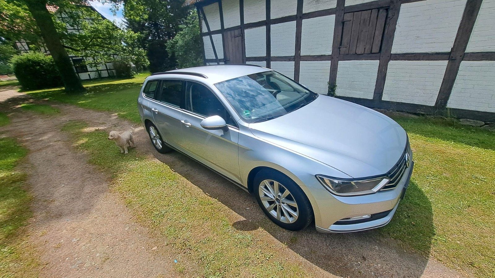VW Passat Variant 2.0 TDI DSG  Trendline Variant...