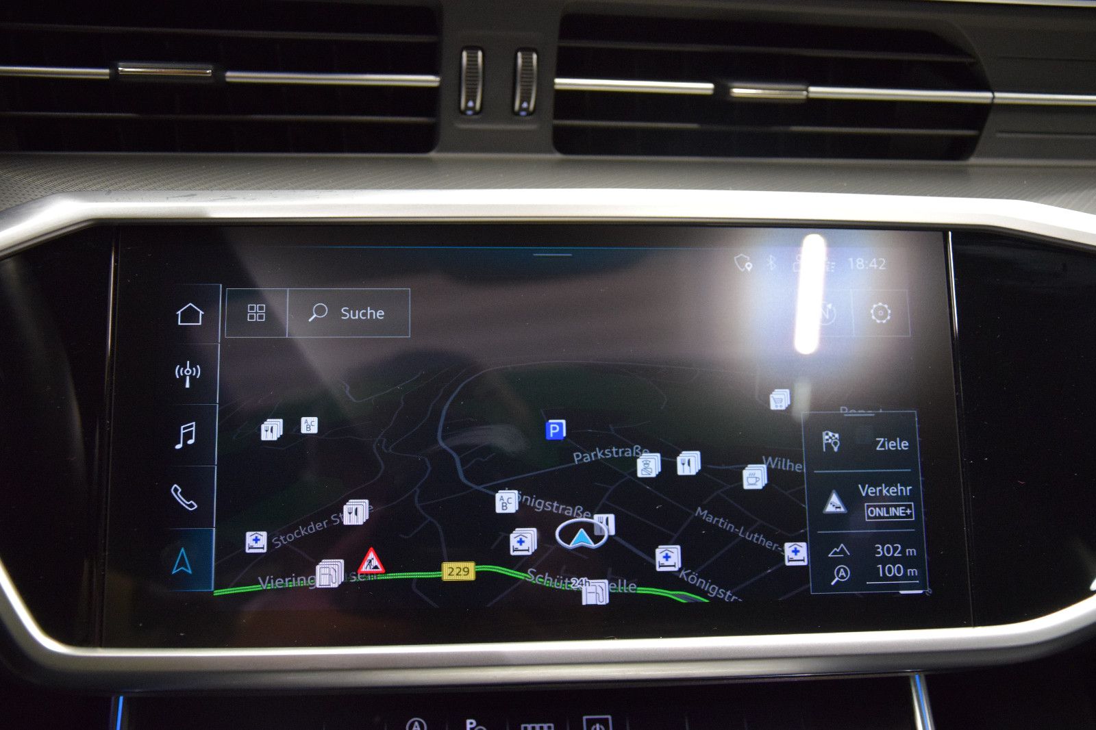 Fahrzeugabbildung Audi A6 Avant 45 TFSI quattro Kamera Pano ACC Leder