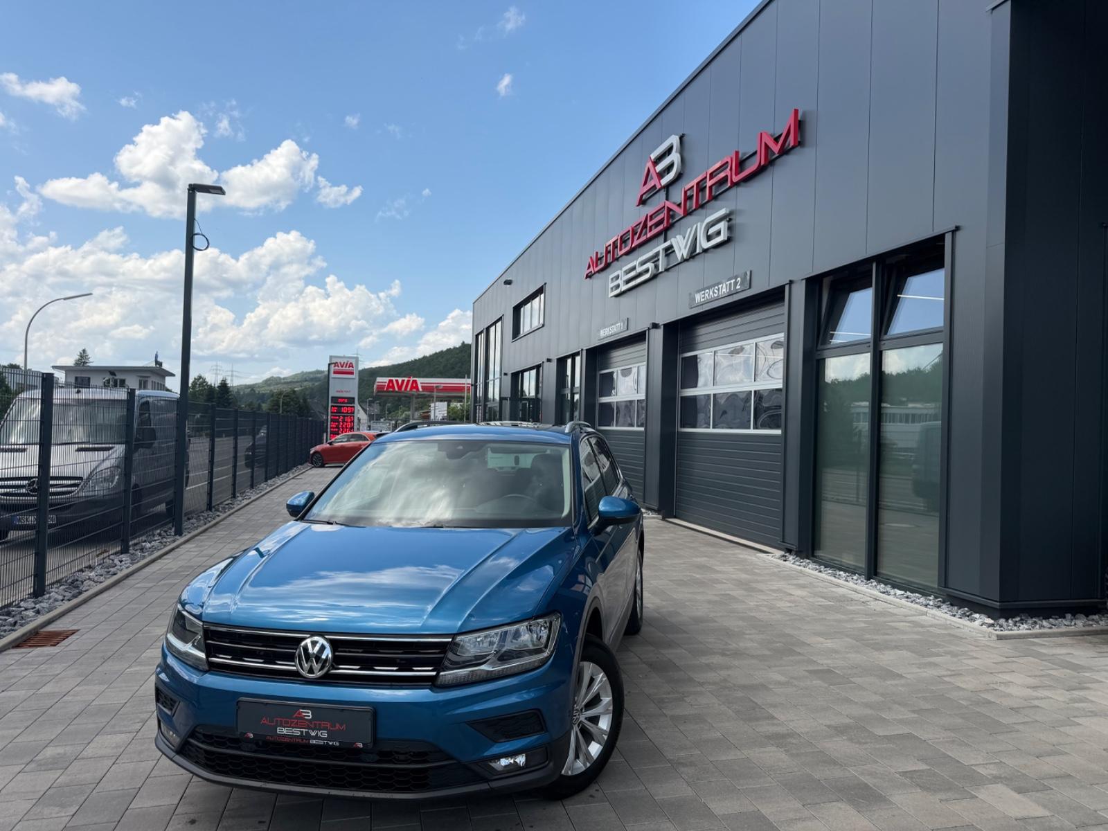 Volkswagen Tiguan 4-Motion*48TKM*PANO*APP-CNT*SHZG*TOP