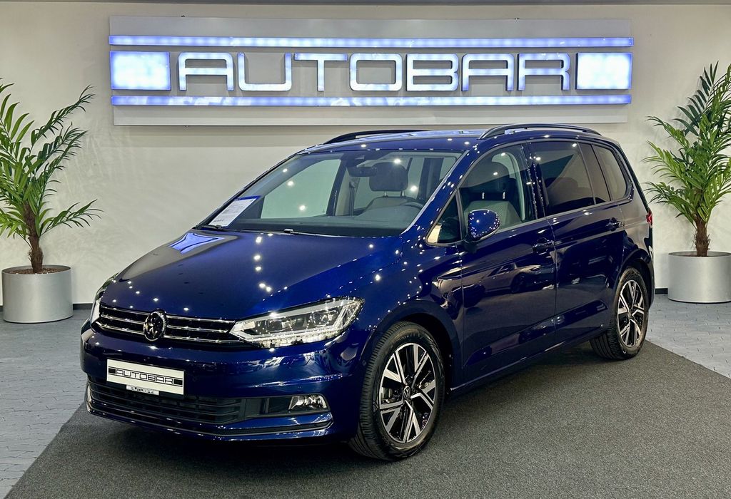 Volkswagen Touran — hlavná fotografia
