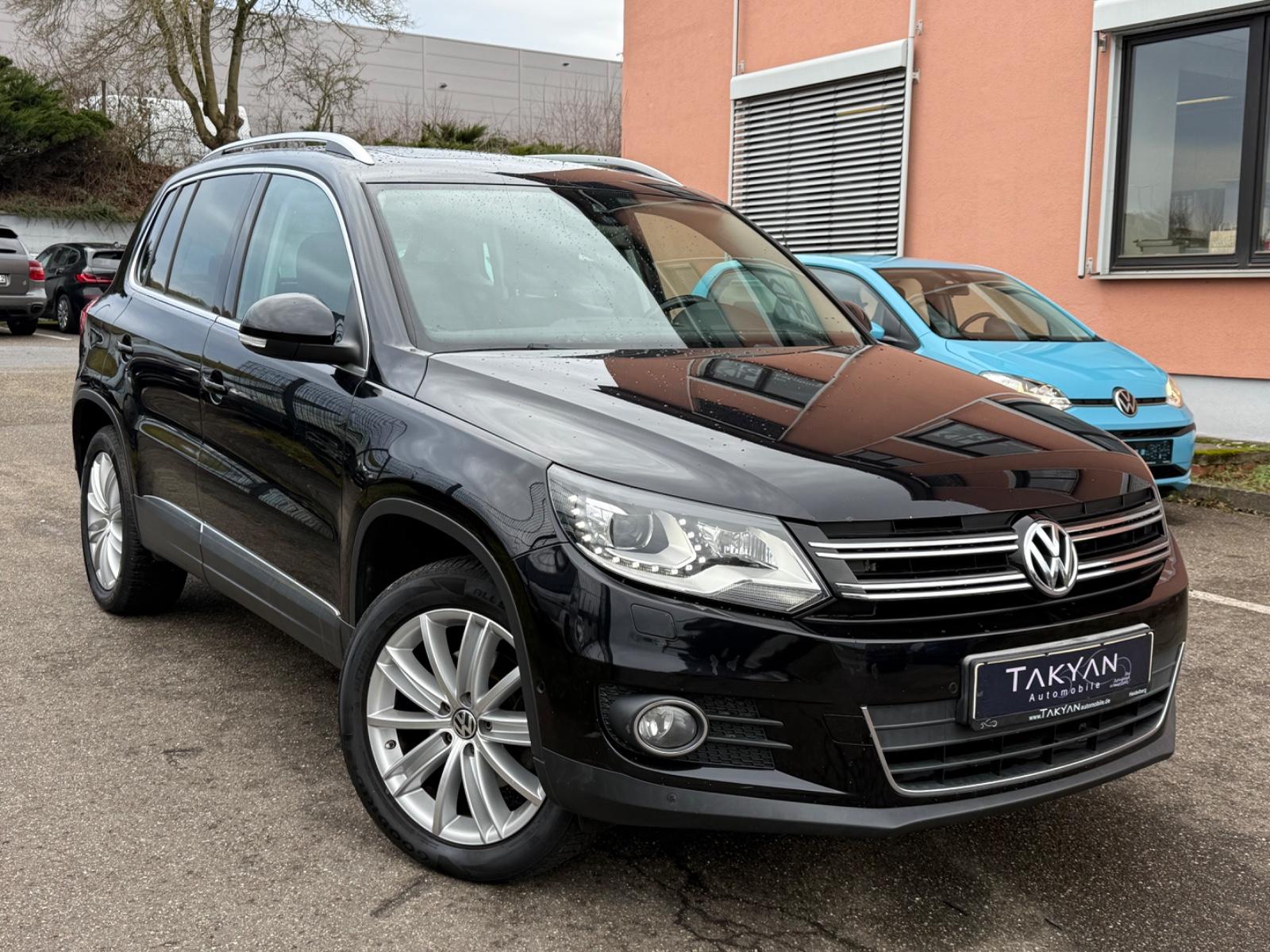 Volkswagen Tiguan Sport & Style 4Motion  / NAVI / XENON