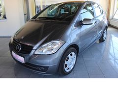 Fahrzeugabbildung Mercedes-Benz A 180 CDI 5-türig,HU und AU fällig