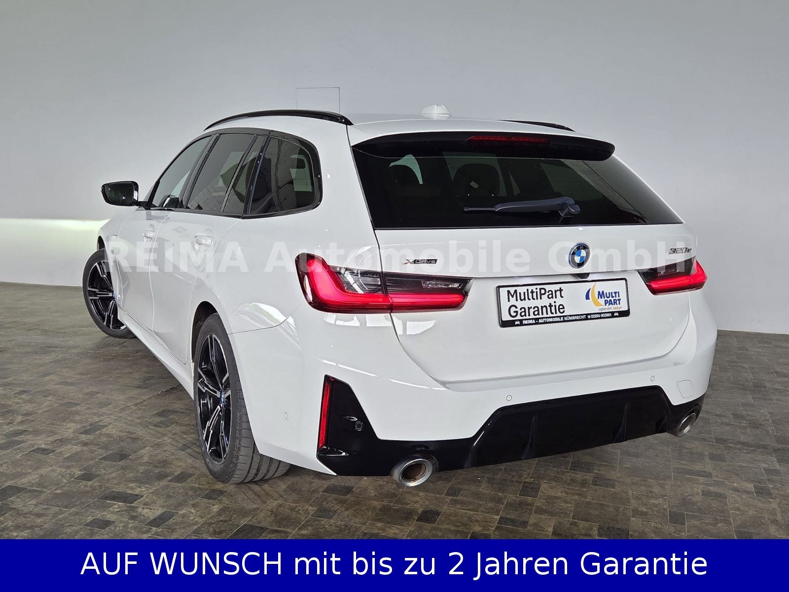 Fahrzeugabbildung BMW 320e Touring xDrive M Sport, LED, HUD