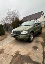 Mercedes-Benz Verkaufe Mercedes ML 320 Benziner - gebrauchte Mercedes-Benz ML-Klasse aus dem Jahr 1999