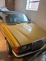 Mercedes-Benz Mercedes Benz W123 230 Cabrio Gold - Mercedes-Benz 230: Cabrio