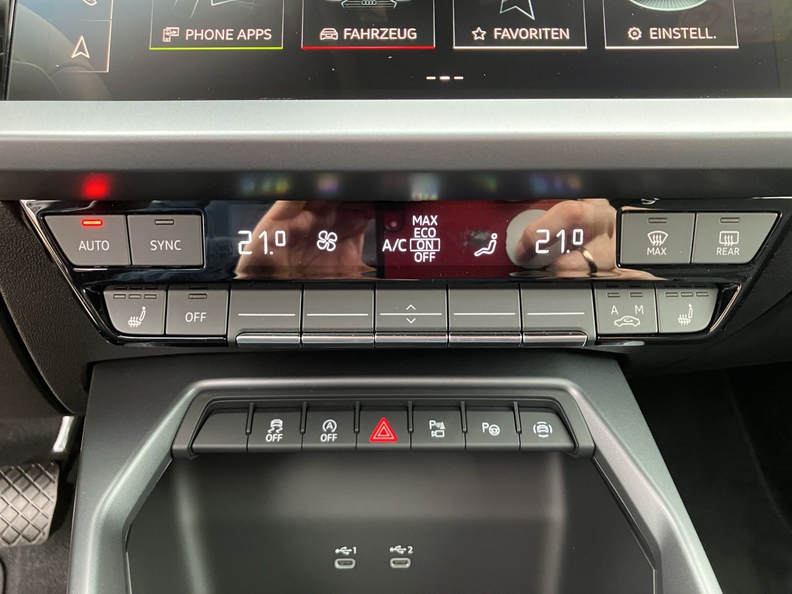 Fahrzeugabbildung Audi A3 Sportback TFSI LED ACC DAB NAVI