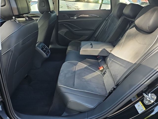 Fahrzeugabbildung Volkswagen Passat Variant 2.0 TDI DSG Elegance LED-MATRIX A