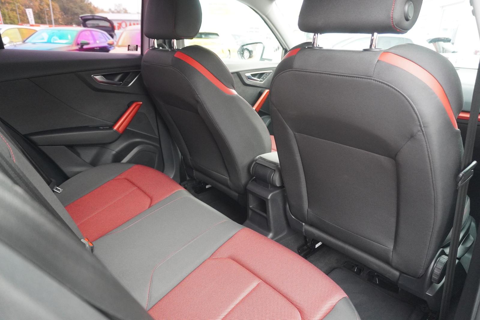 Audi Q2 1.0 TFSI Sport LED Navi Tempomat Sitzheizung