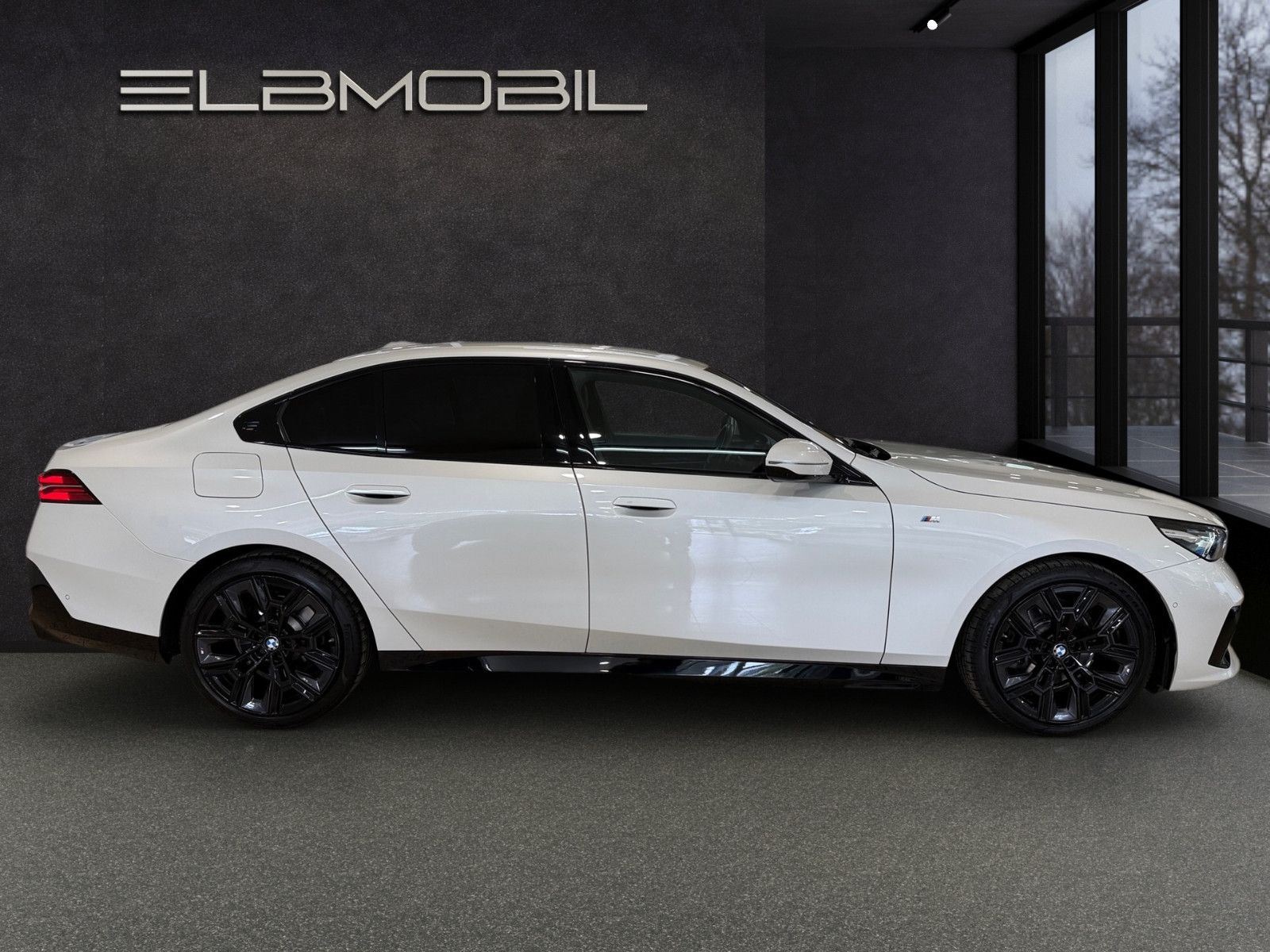 BMW 520 d M Sportpaket*Head-up*H&K*360°* foto 8