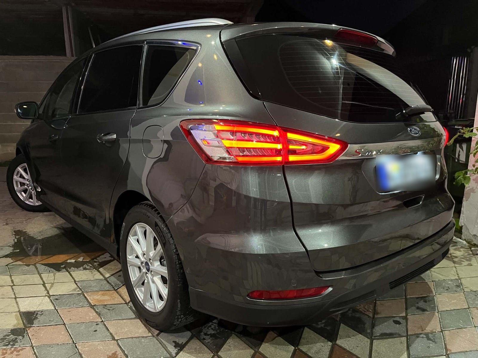 Ford S-Max
