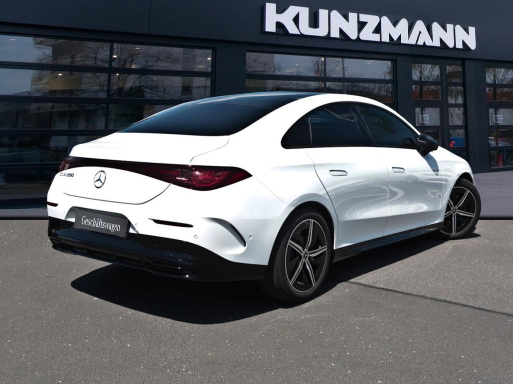Mercedes-Benz CLA 200 — fotografia 3