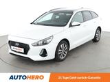 Hyundai i30 1.4 TGDI Family + *NAVI*PDC*SHZ*LHZ*TEMPO* - Hyundai i30 Gebrauchtwagen in Hamburg