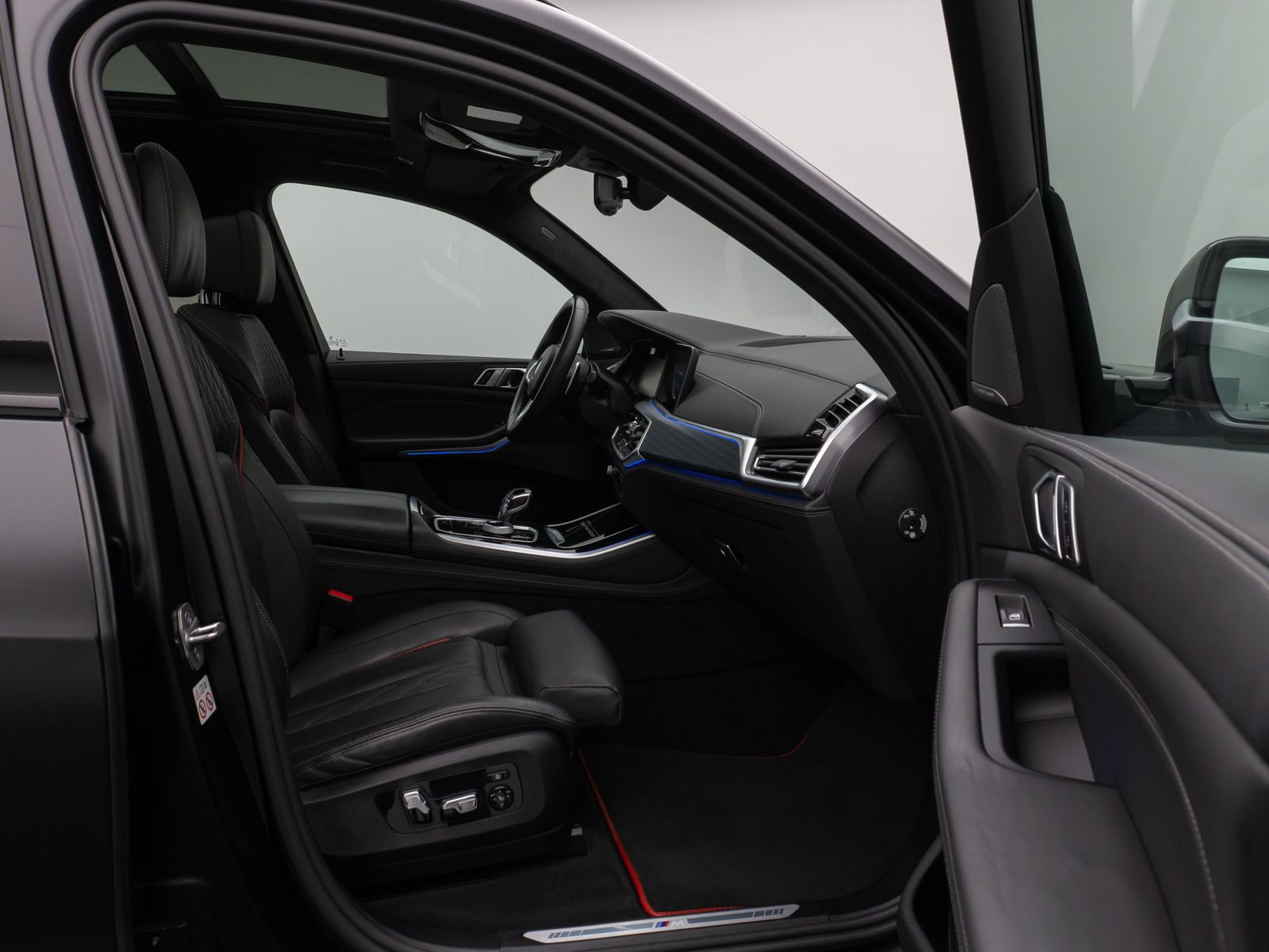 Fahrzeugabbildung BMW X5 xD40d Spezial Edition M Sport Pano.360°Laser