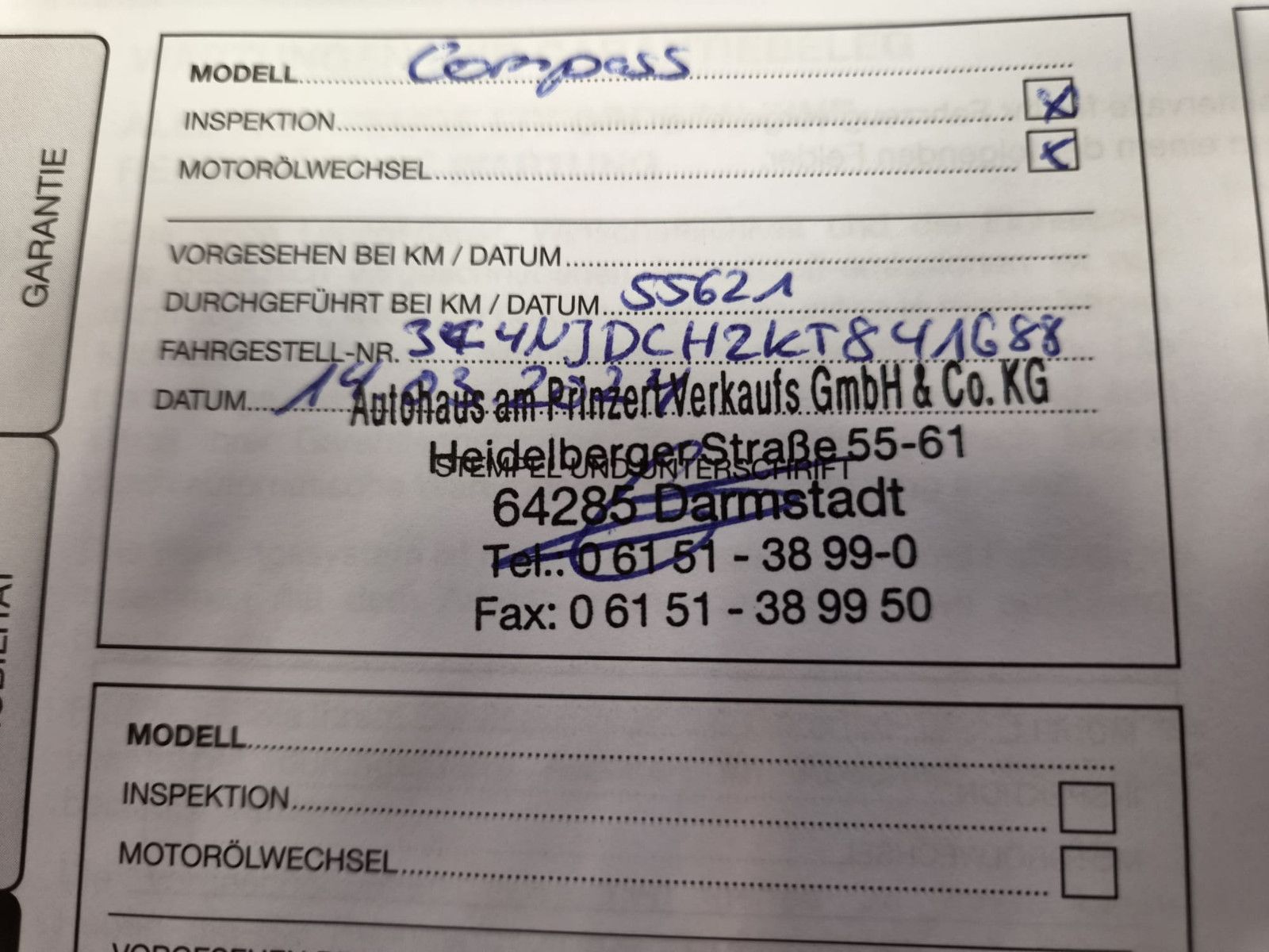 Fahrzeugabbildung Jeep Compass Limited 4WD / LED / NAVI / LEDER