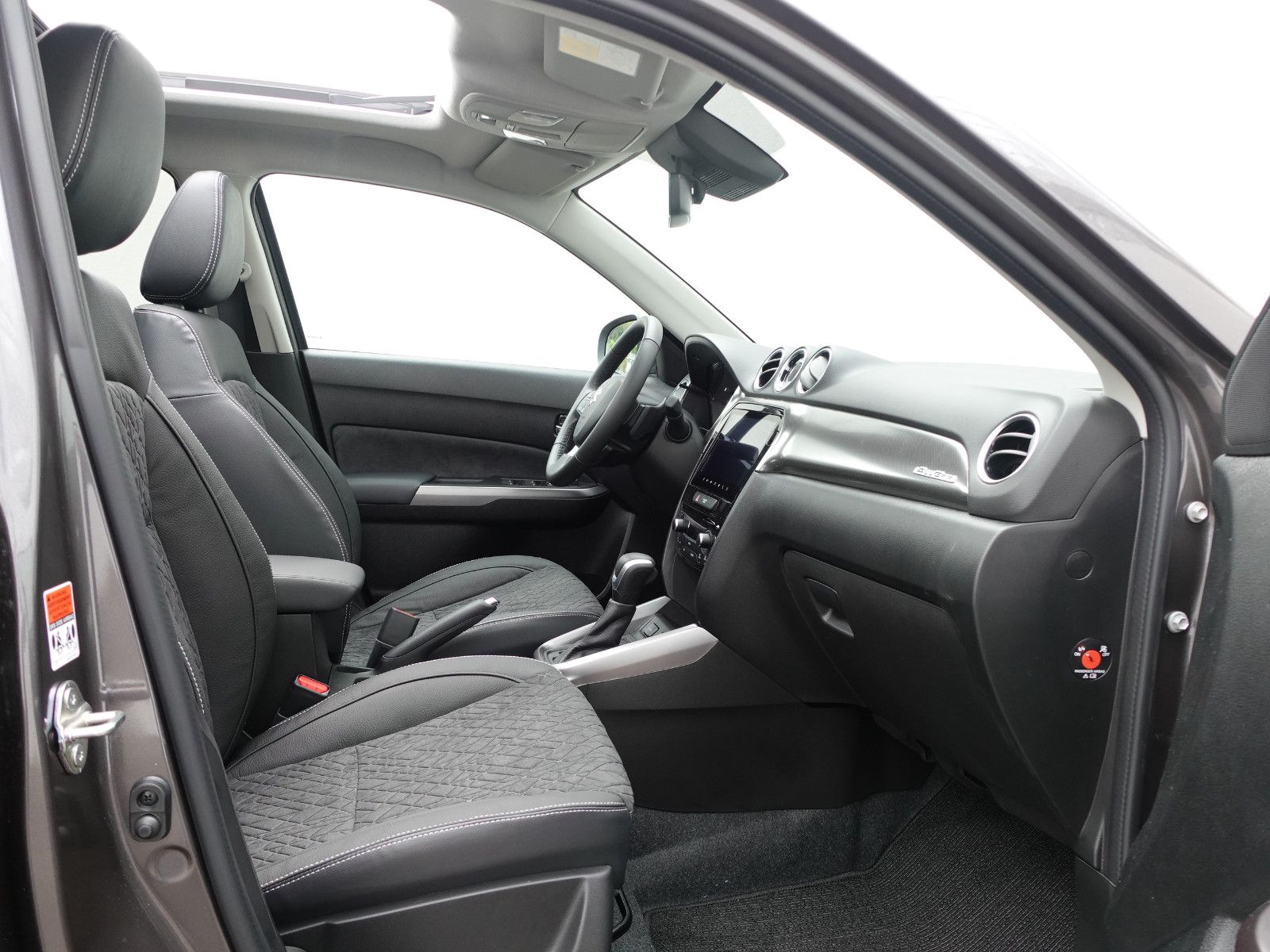 Fahrzeugabbildung Suzuki Vitara 1.5 Automatik Comfort+,NAVI,Schiebedach