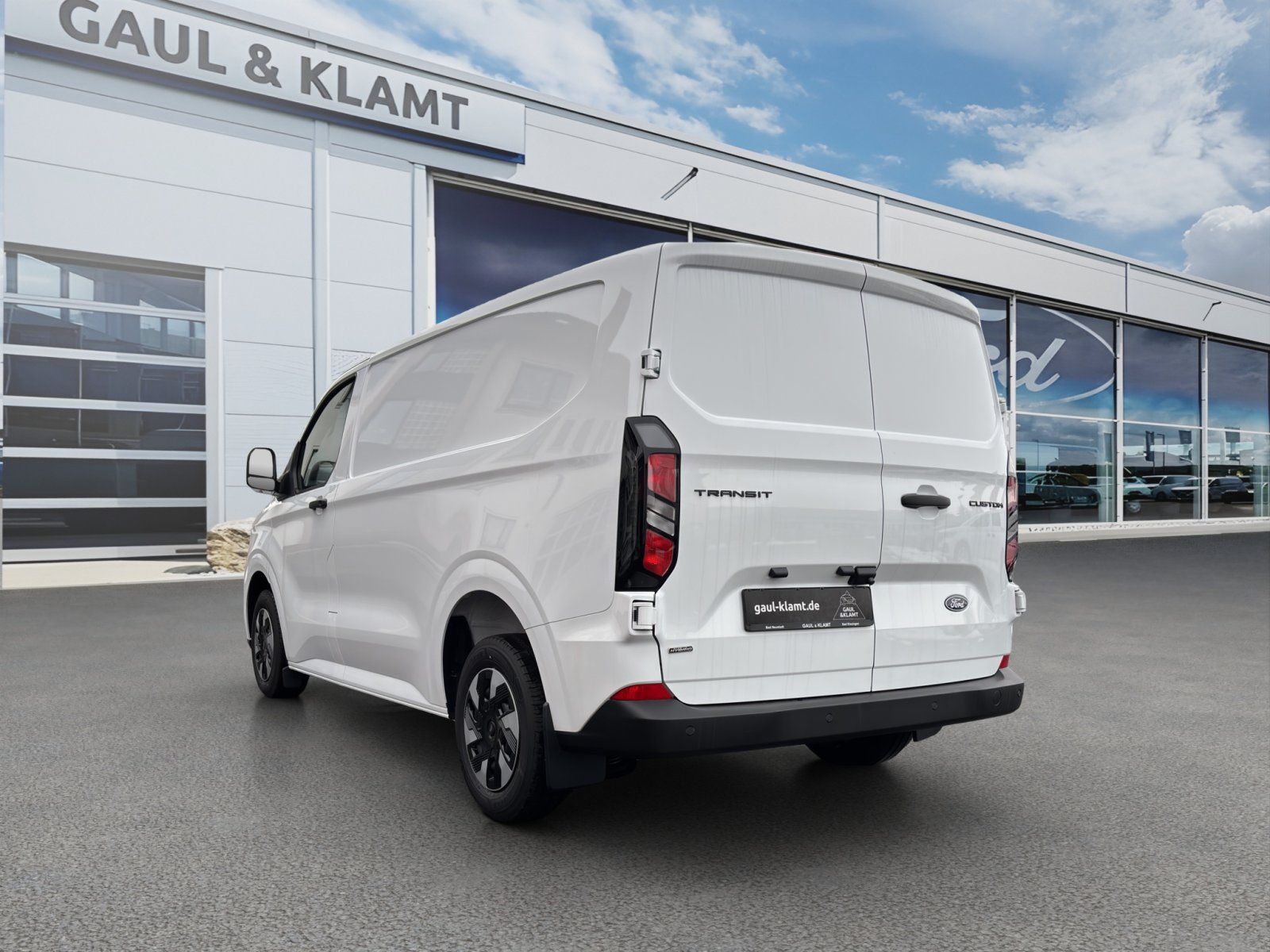 Fahrzeugabbildung Ford Transit Custom 2.5 PHEV 320 L1 Trend Multicab FW