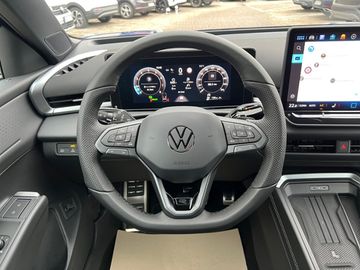 Volkswagen T-Roc   R-Line 1.5 l eTSI 150 PS 7-Gang-DSG