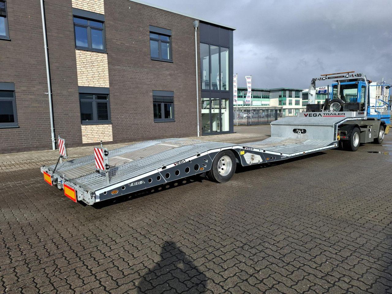 Fliegl Vega-Trailer - LKW-transporter - Winde