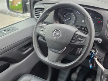Opel Vivaro - 12