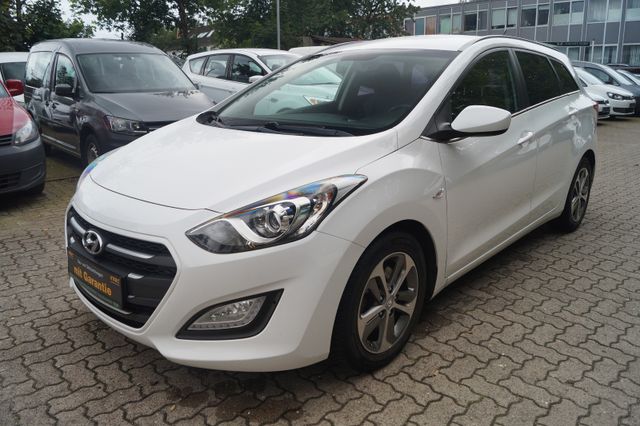 Hyundai i30 CW blue Trend Tempomat Sitzheizung PDC