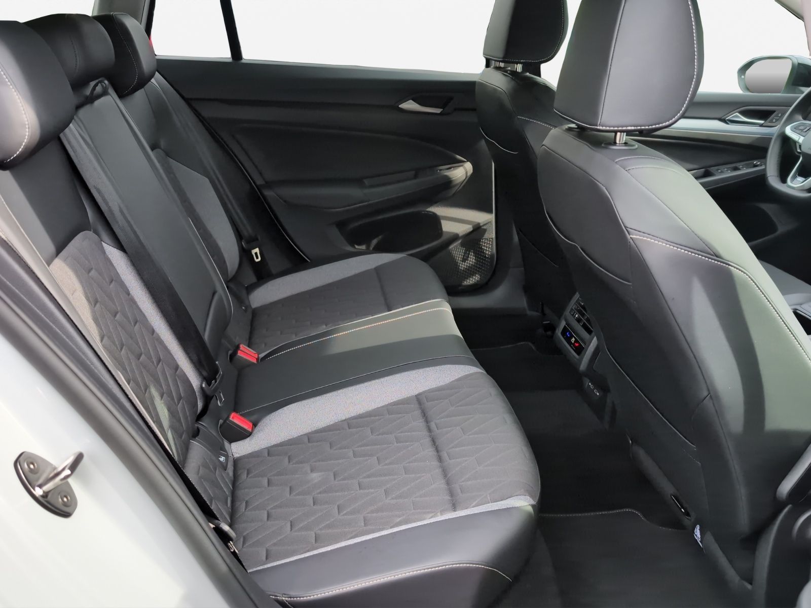 Volkswagen Golf - Bild 19