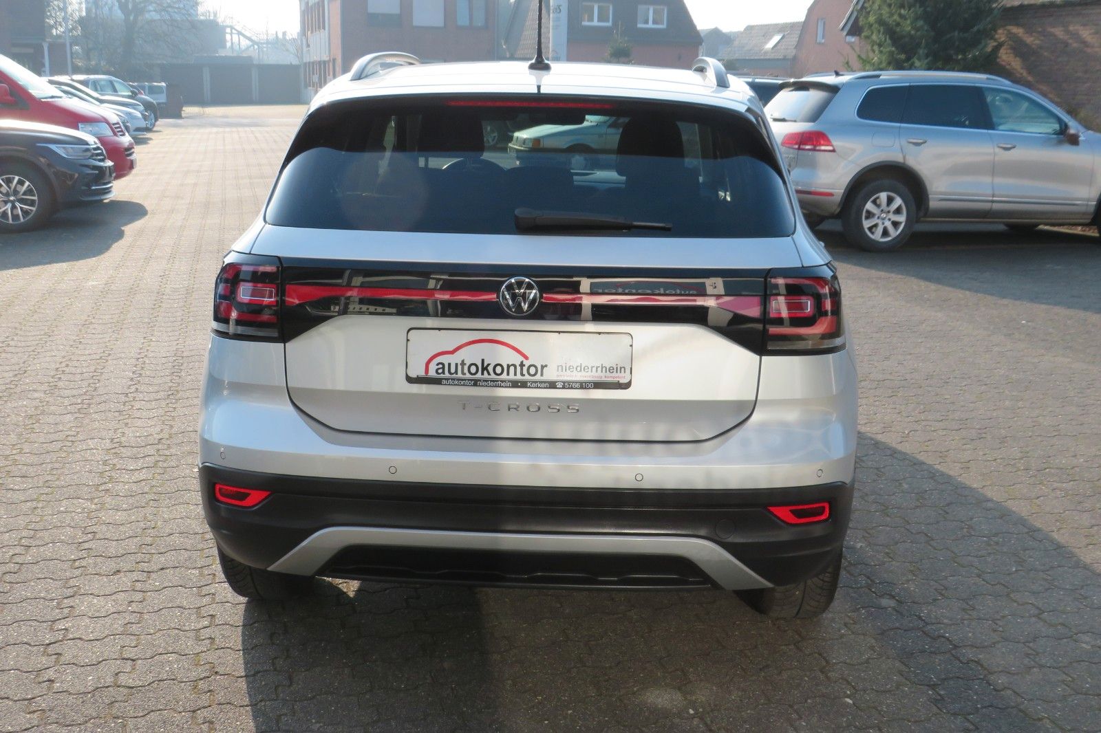 Fahrzeugabbildung Volkswagen T-Cross Active ACC NAVI APP GJ SITZH. PDC 1HD