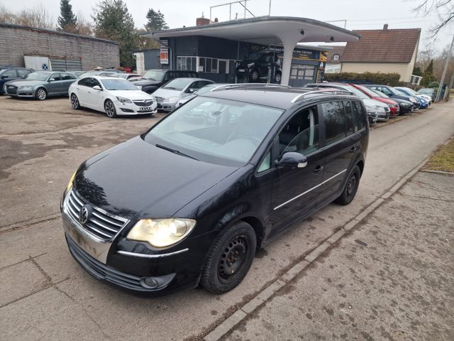 Volkswagen Touran Highline*LEDER*NAVI*XENON-STANDHEIZUNG