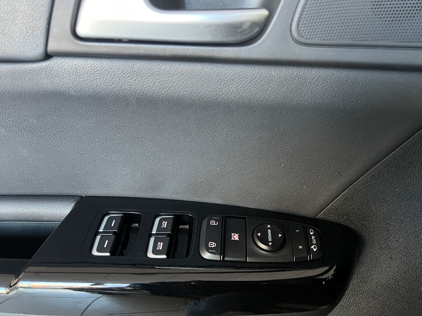 Fahrzeugabbildung Kia Sportage GT-Line 4WD *VOLLAUSSTATTUNG*