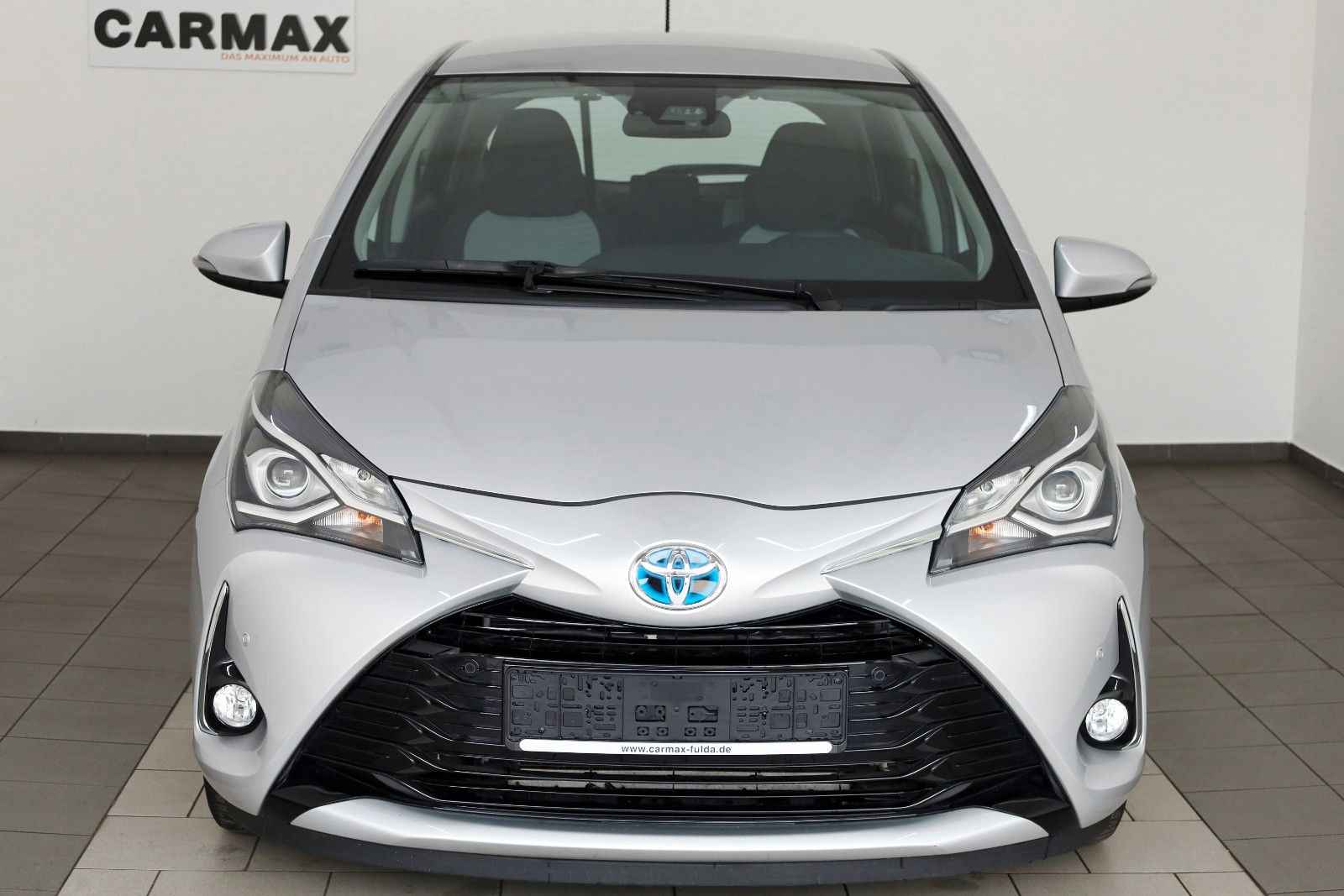 Fahrzeugabbildung Toyota Yaris Hybrid Team D Kamera,LM+Allwetterreifen