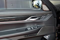 Fahrzeugabbildung BMW 740Ld Lang xDrive Panora Laser 3xTv ACC Massage