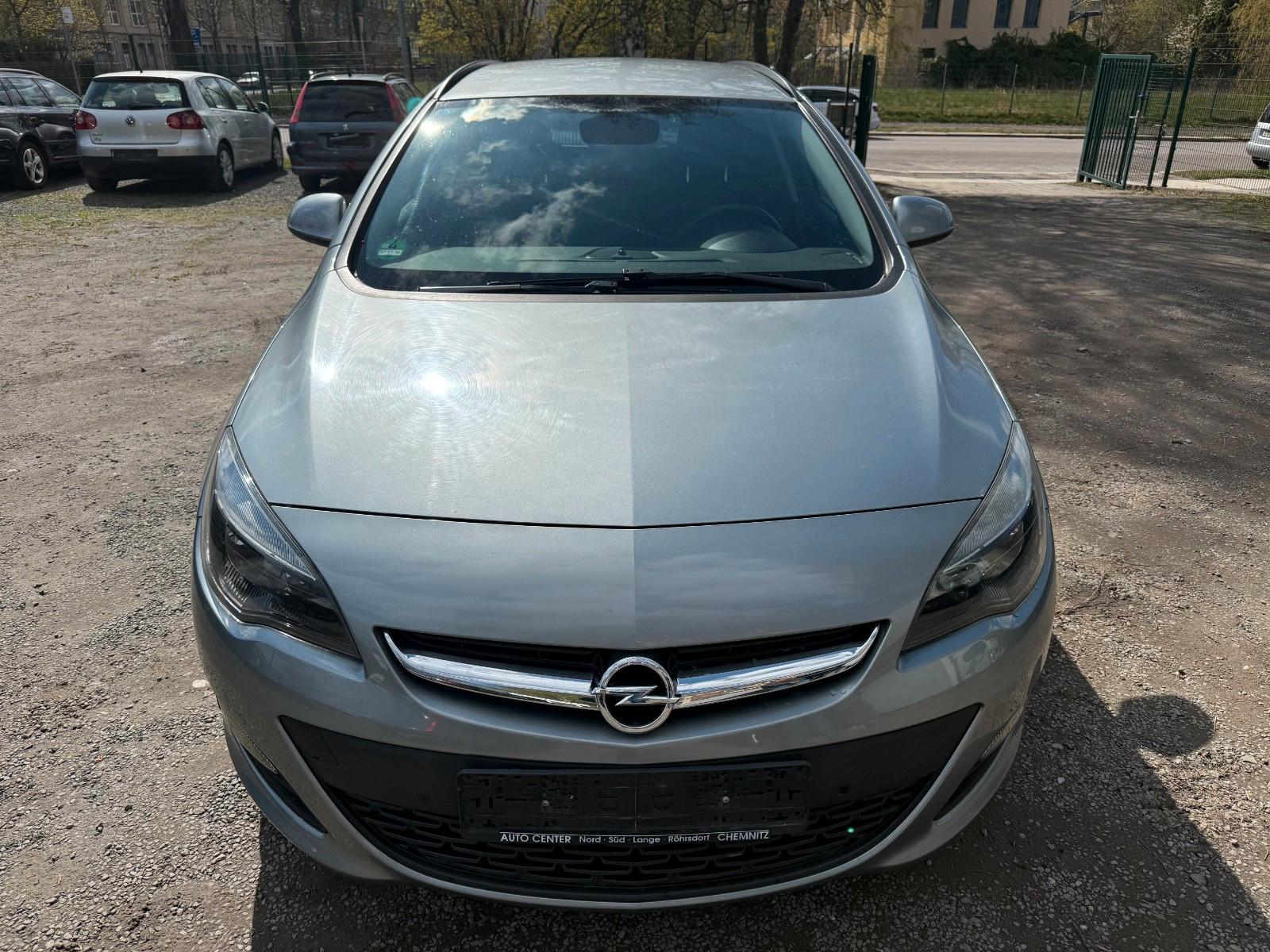 Opel Astra J Sports Tourer Active