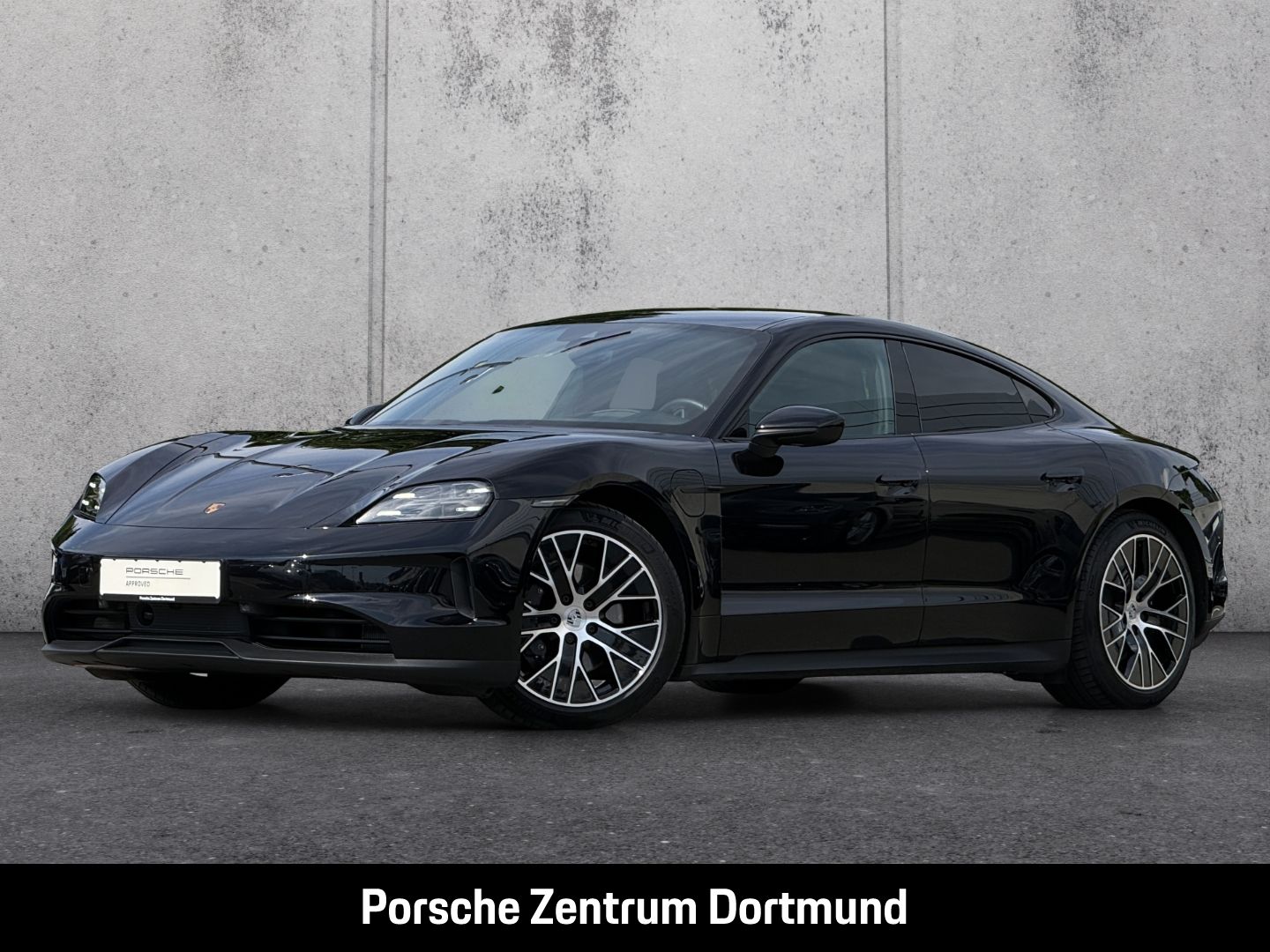 PORSCHE Taycan 4 BOSE Panorama InnoDrive HUD 20-Zoll