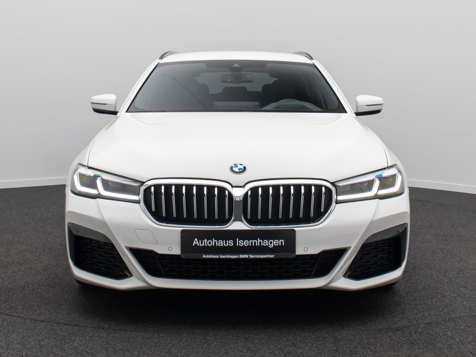 Fahrzeugabbildung BMW 530i M Sport Kamera HUD DAB Alarm HiFi 4xKlima