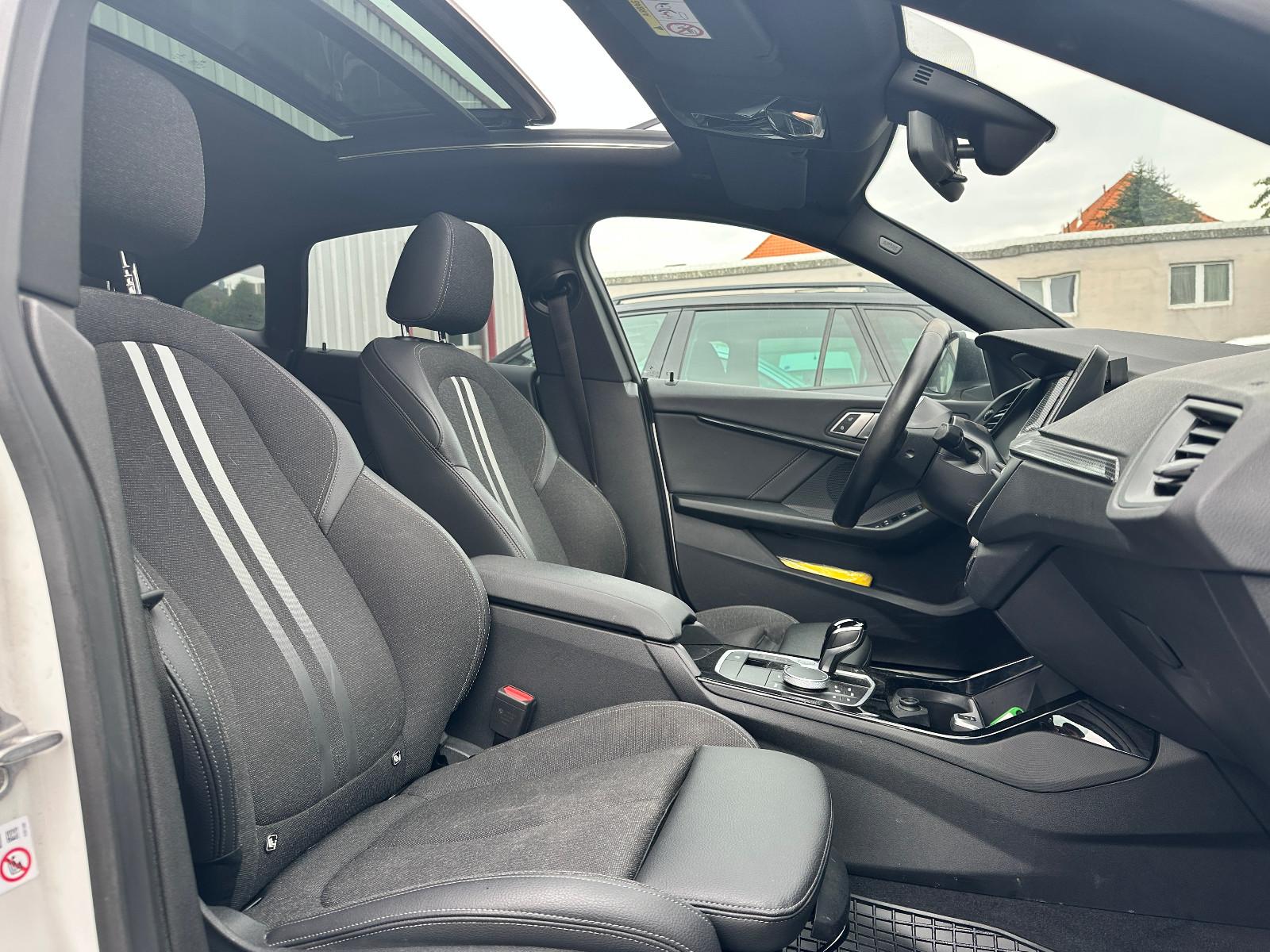 BMW 216 Gran Coupé PANO,NAVI,LED,Live Cockpit