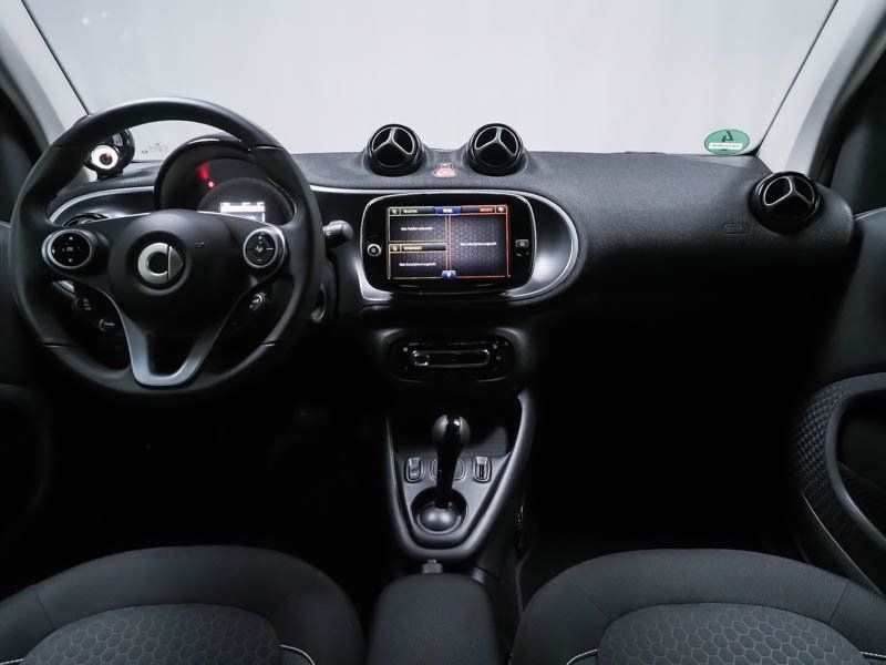 Fahrzeugabbildung Smart smart EQ fortwo Exclusive*Pano*LED*Kamera*22kW*