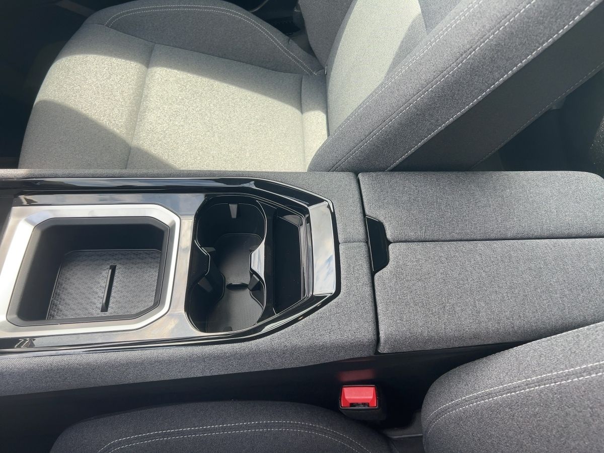 Fahrzeugabbildung Renault Austral Evolution Mild Hybrid 160 Automatik SHZ