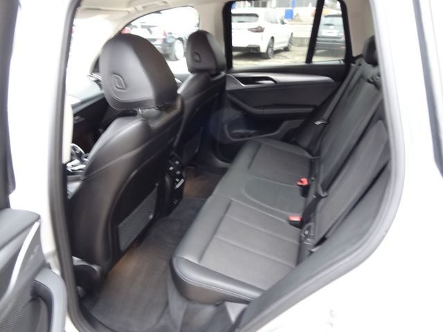 Fahrzeugabbildung BMW X3 xDrive 30d/2.Hd/Virtual/Leder/Navi/AHK/69TKM/