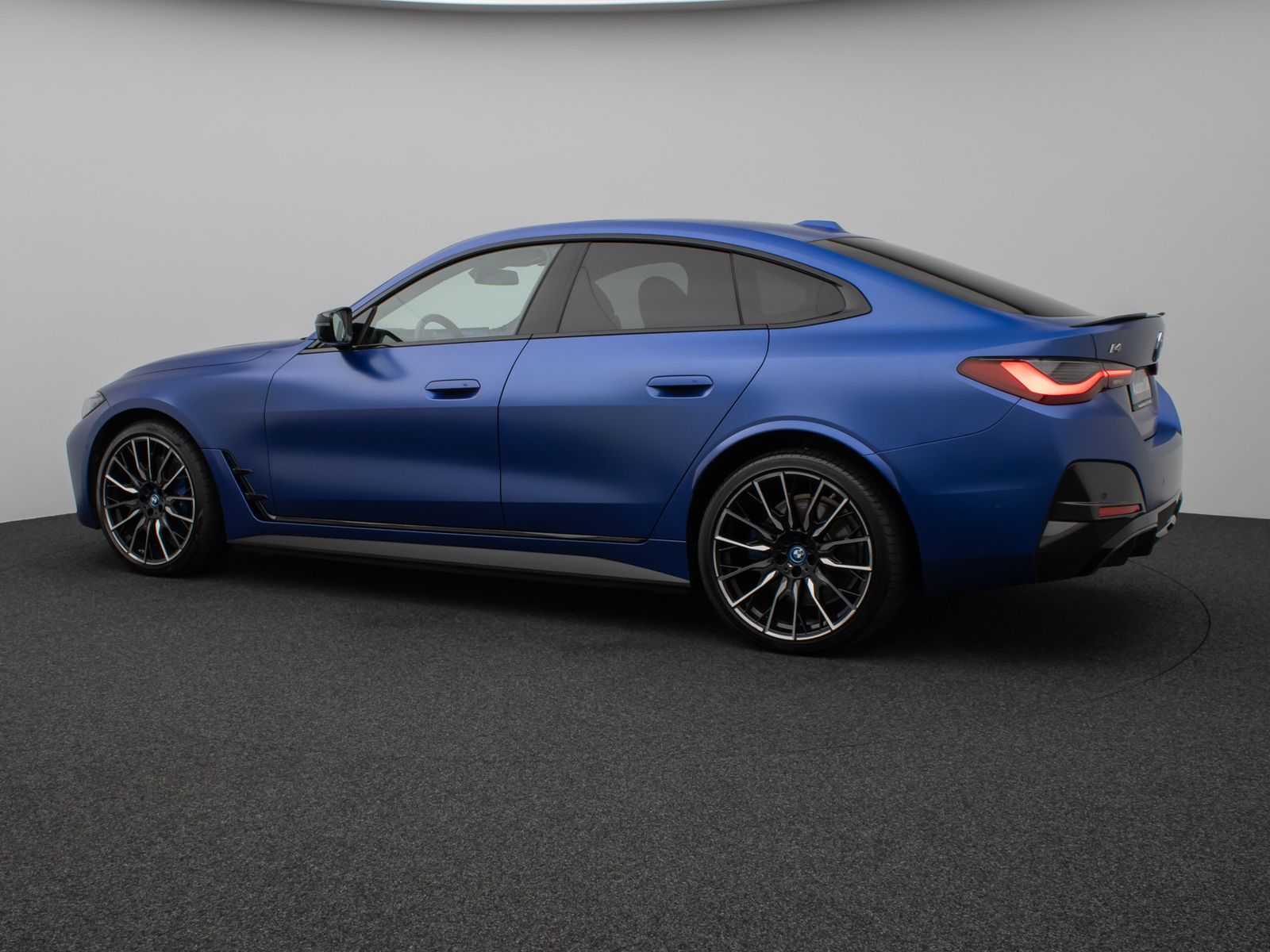 Fahrzeugabbildung BMW i4 M50 Gran Coupé Glasdach Laser 360°HUD DAB H/K