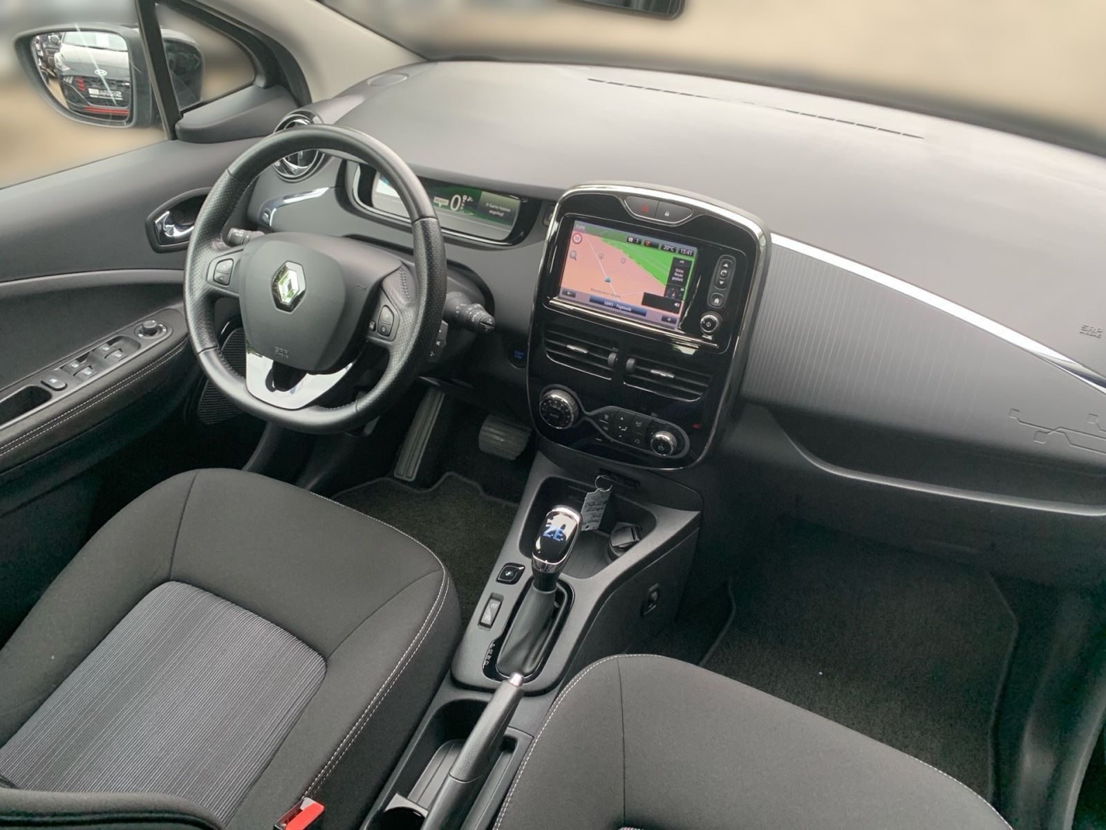 Fahrzeugabbildung Renault Zoe Life  LIMITED 41 kWh 1Hand