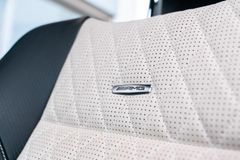 MERCEDES-BENZ G63 AMG / HARMAN KARDON / STANDHEIZUNG / AHK MERCEDES-BENZ G63 AMG / HARMAN KARDON / STANDHEIZUNG / AHK