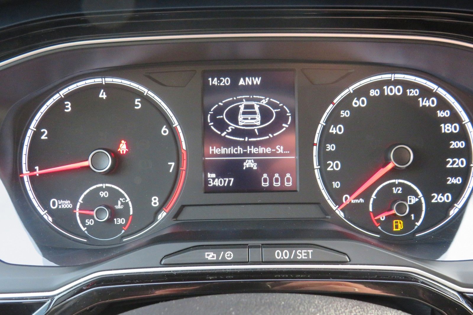 Fahrzeugabbildung Volkswagen Polo United KAMERA SITZH. NAVI KEYLESS APP-CON 1